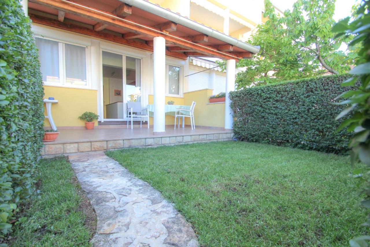 Roko Lägenhet Novigrad Istria Exteriör bild
