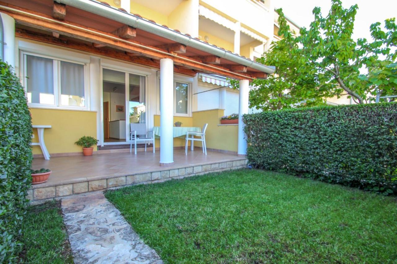 Roko Lägenhet Novigrad Istria Exteriör bild